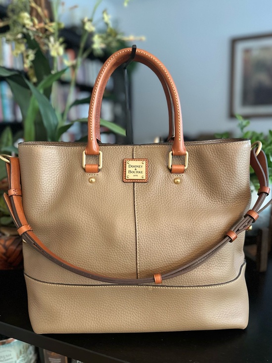 Dooney & Bourke Handbags - Dooney & Bourke Pebble Leather Chelsea Shopper in Elephant NWOT
